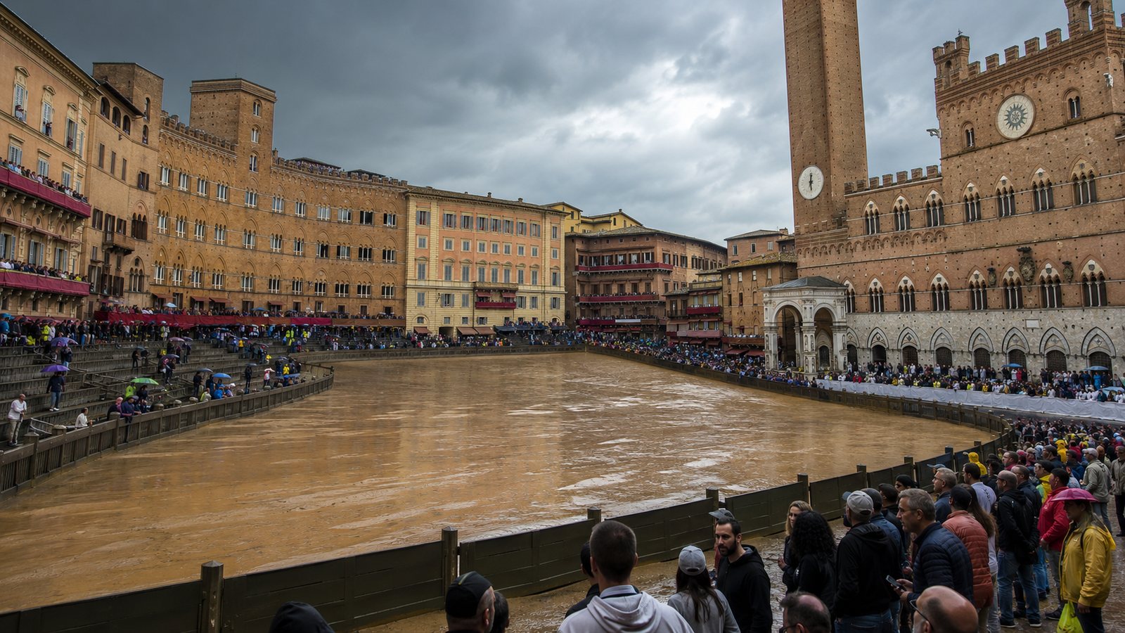 Immagine illustrativa di Piazza del Campo bagnata dalla pioggia